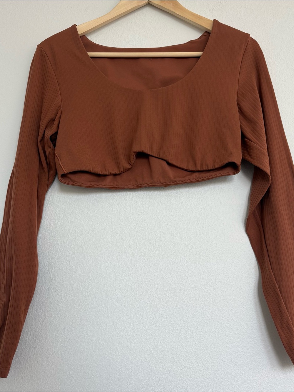 Offline Real Me Super Cropped Long Sleeve Bra Top Women Large Brown Orange